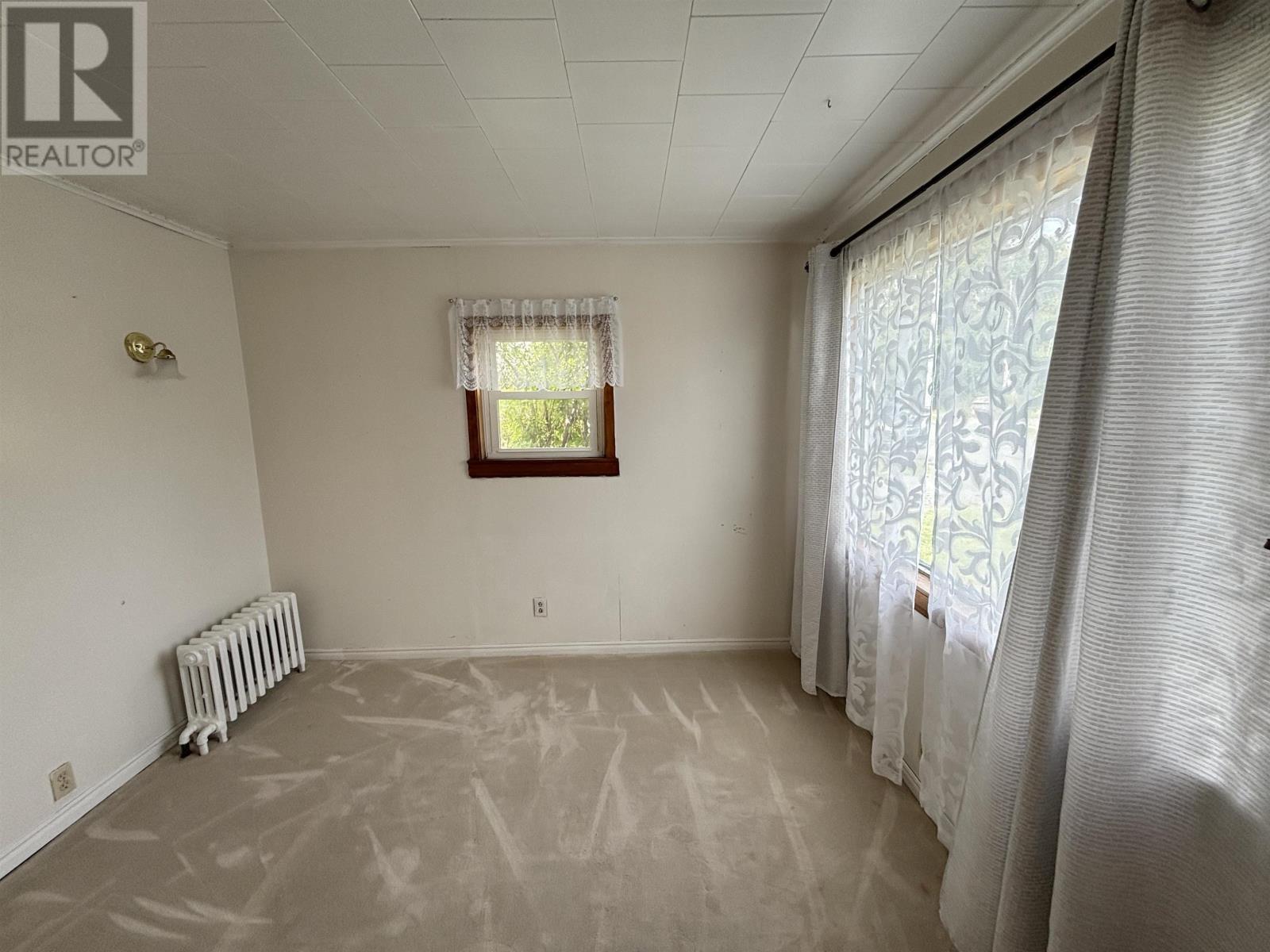 308 Lake Road, Glace Bay, Nova Scotia  B1A 2H1 - Photo 12 - 202523277