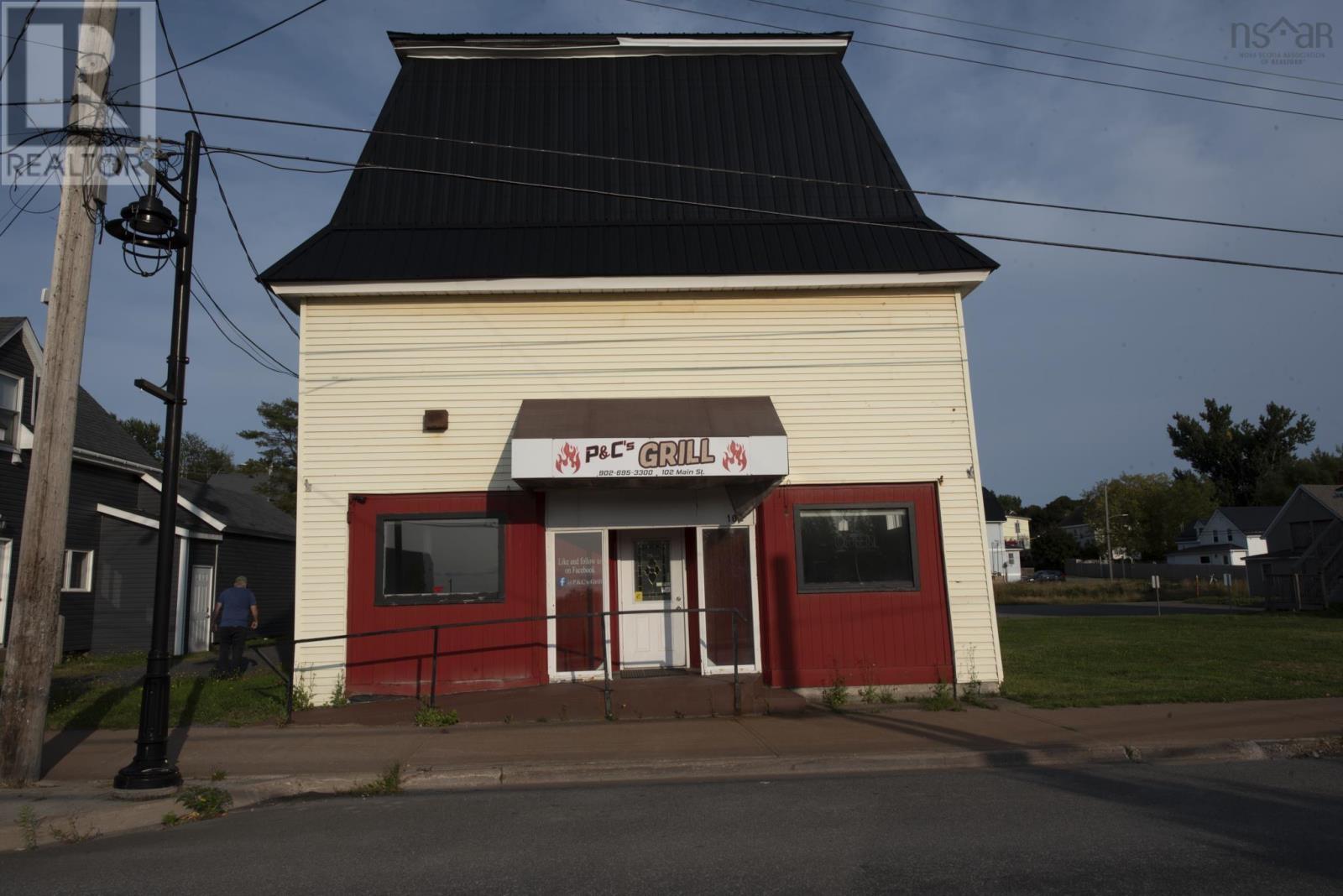 102 Main Street, Trenton, Nova Scotia  B0K 1X0 - Photo 2 - 202523286