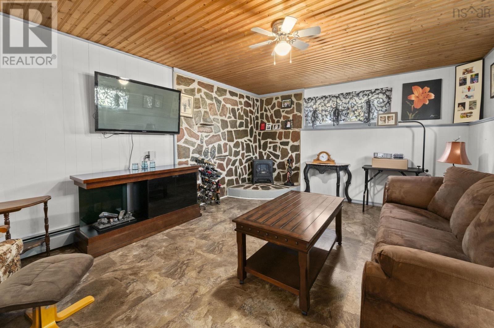 387 Lawrence Road, Rockland, Nova Scotia  B0P 1E0 - Photo 39 - 202523359