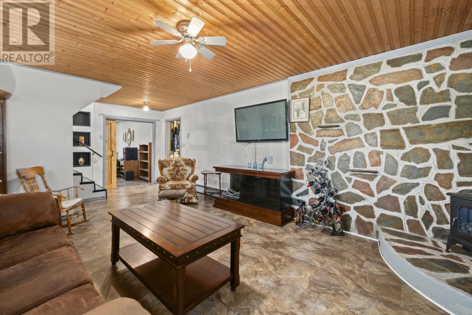 387 Lawrence Road, Rockland, Nova Scotia  B0P 1E0 - Photo 40 - 202523359