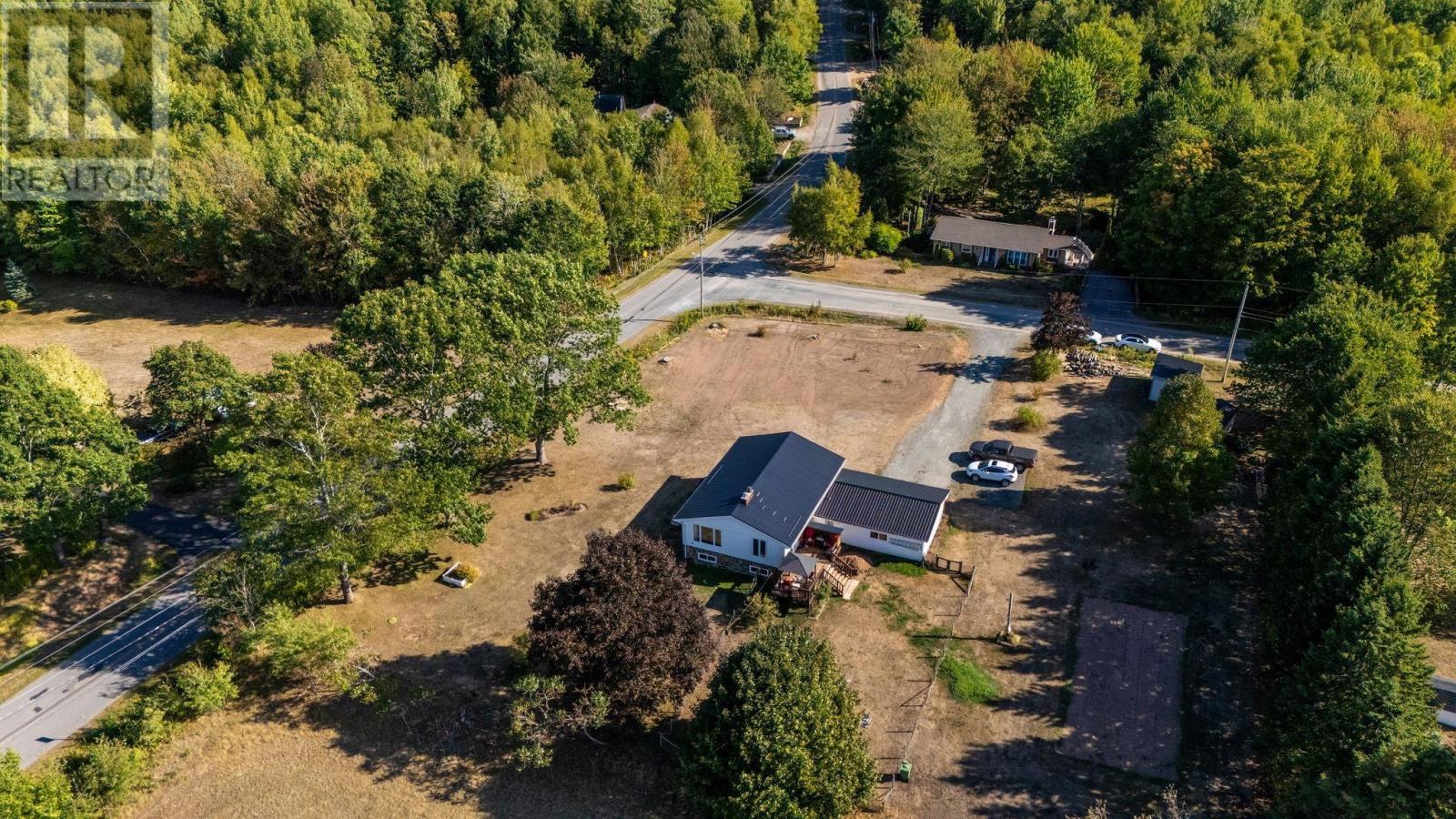 387 Lawrence Road, Rockland, Nova Scotia  B0P 1E0 - Photo 9 - 202523359