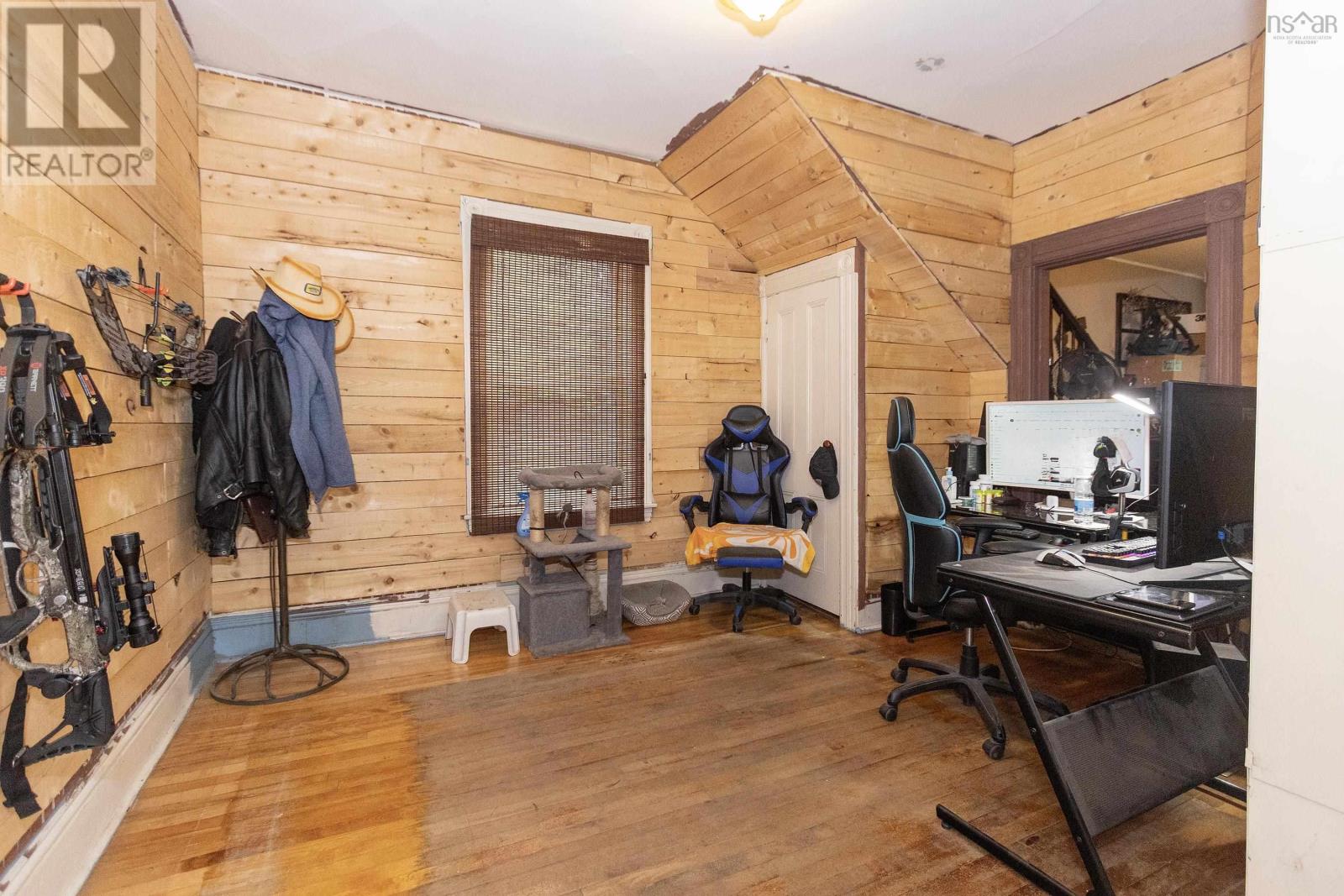 26 Starr Street, Springhill, Nova Scotia  B0M 1X0 - Photo 11 - 202523472