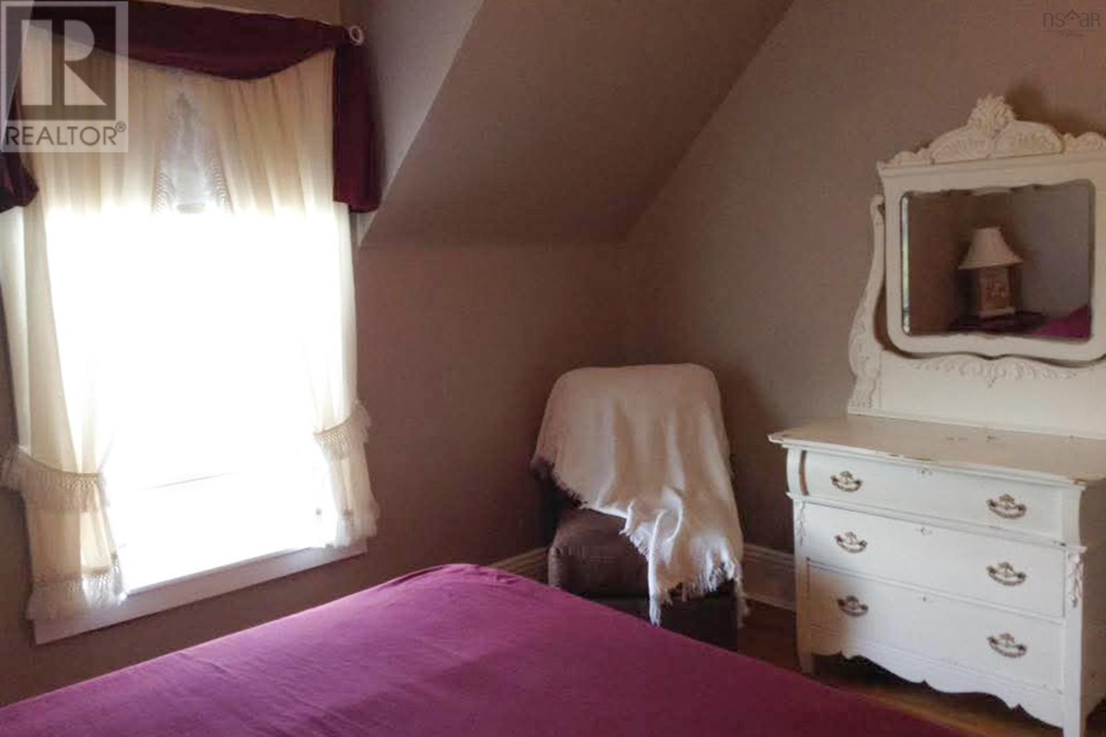 26 Starr Street, Springhill, Nova Scotia  B0M 1X0 - Photo 22 - 202523472