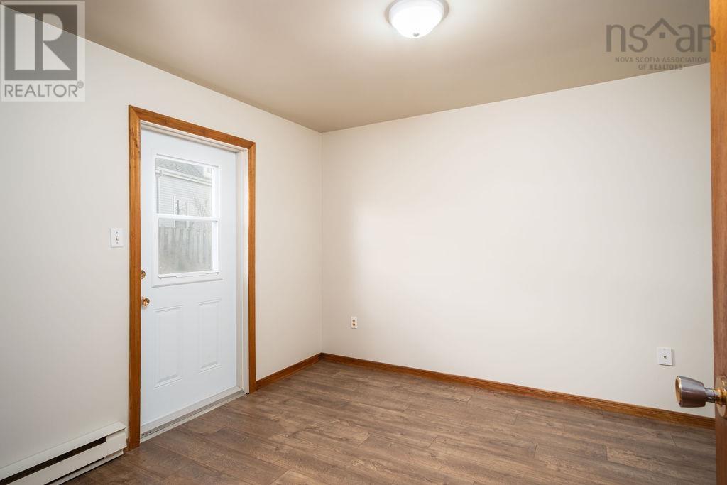 704 Queen Street, Port Hawkesbury, Nova Scotia  B9A 2W8 - Photo 3 - 202523486