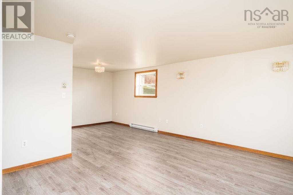 704 Queen Street, Port Hawkesbury, Nova Scotia  B9A 2W8 - Photo 5 - 202523486