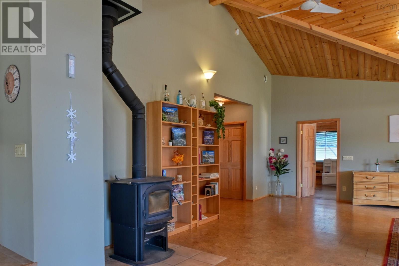 200 East Side Harbour, Guysborough, Nova Scotia  B0H 1J0 - Photo 14 - 202523604