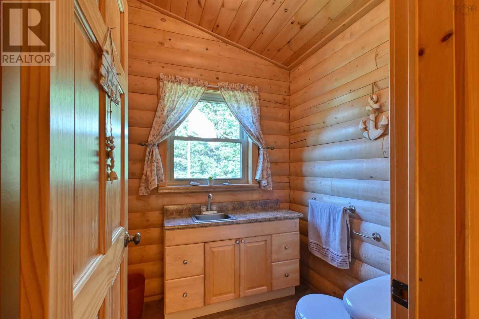 200 East Side Harbour, Guysborough, Nova Scotia  B0H 1J0 - Photo 8 - 202523604