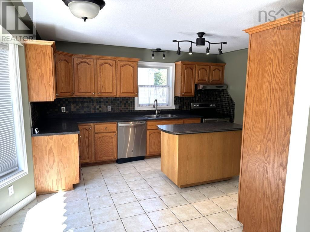 1779 Drummond Drive, Ravenwood, Kingston, Nova Scotia  B0P 1R0 - Photo 5 - 202523648