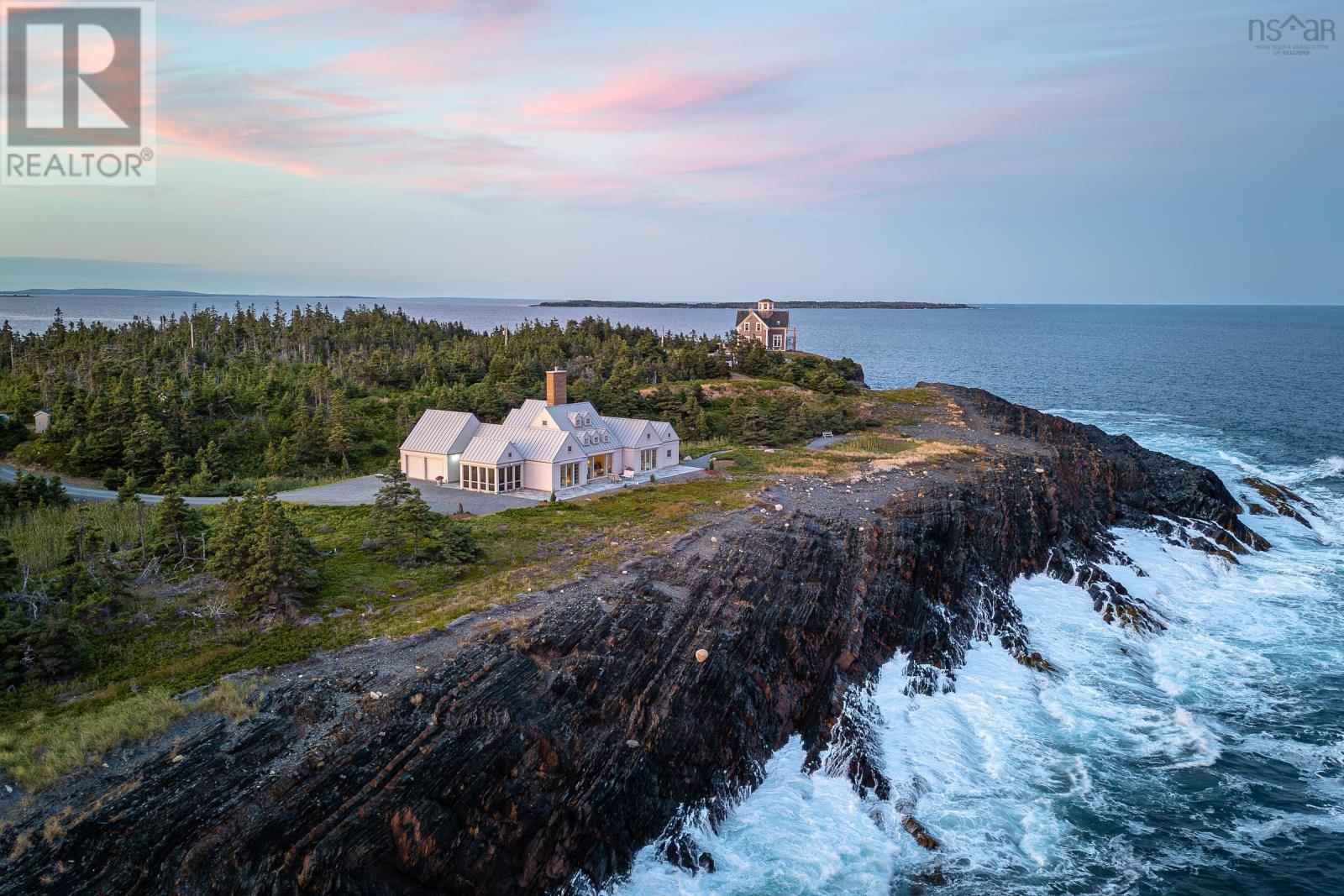 604 Middle Road, Kingsburg, Nova Scotia  B0J 2X0 - Photo 2 - 202523709