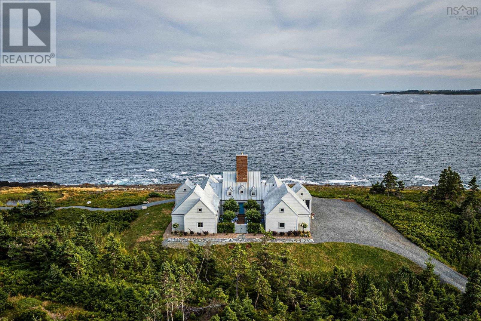 604 Middle Road, Kingsburg, Nova Scotia  B0J 2X0 - Photo 3 - 202523709