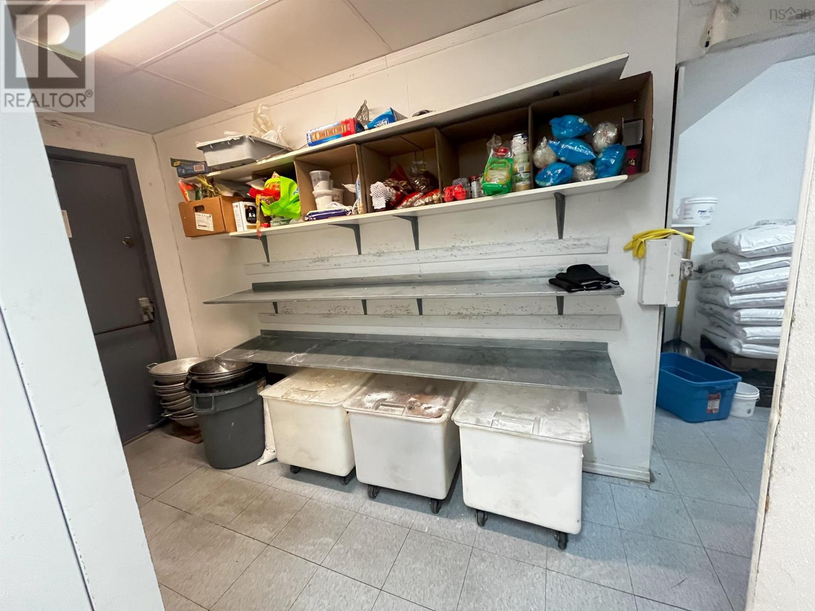 Ko's Restaurant, Bridgewater, Nova Scotia  B4V 1A9 - Photo 24 - 202523713