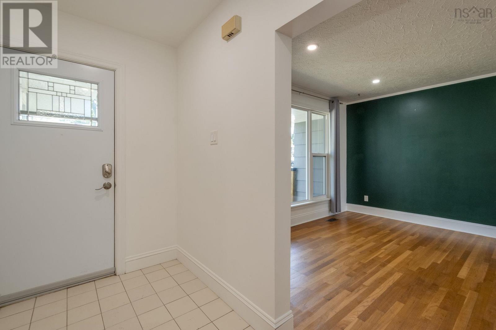 1 Grandview Drive, Dartmouth, Nova Scotia  B2W 1X4 - Photo 29 - 202523786