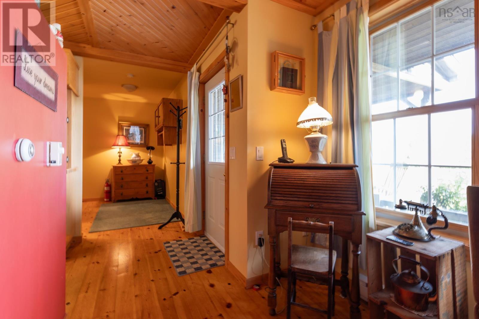 240 Pine Prince Drive, Briar Lake, Nova Scotia  B0W 2Y0 - Photo 17 - 202523794