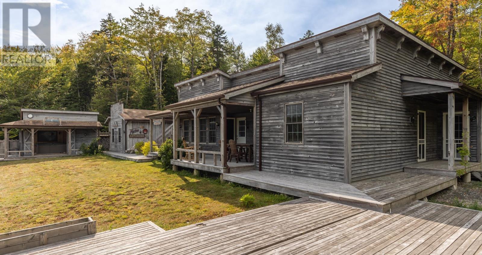 240 Pine Prince Drive, Briar Lake, Nova Scotia  B0W 2Y0 - Photo 3 - 202523796