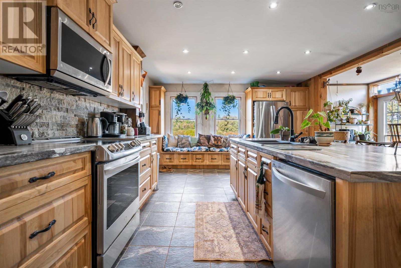 187 Highway 302, Southampton, Nova Scotia  B0M 1W0 - Photo 5 - 202523800