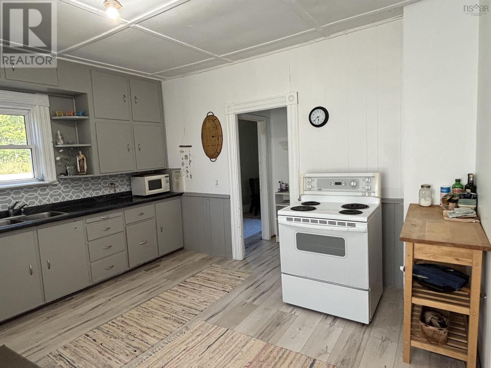 18 Central Port Mouton Road, Port Mouton, Nova Scotia  B0T 1T0 - Photo 6 - 202523936