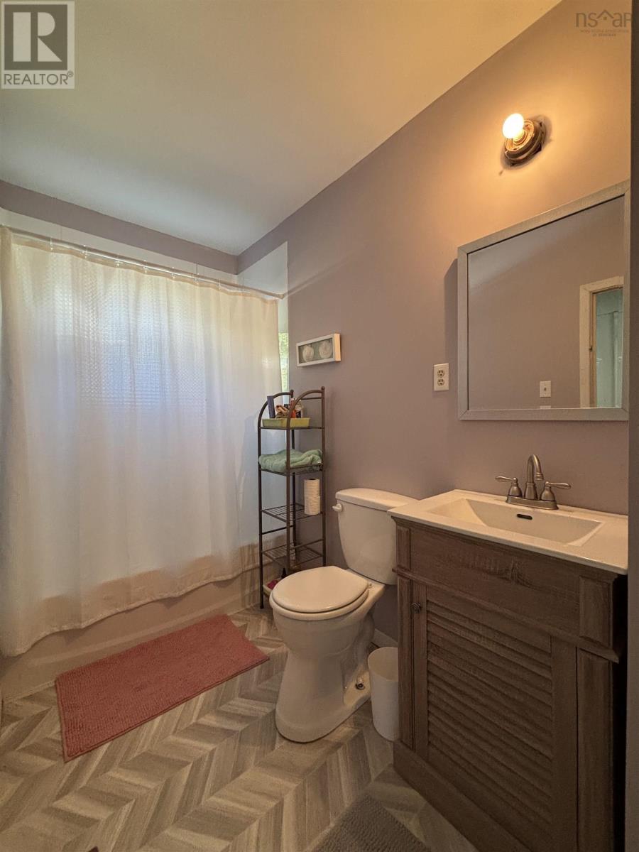 18 Central Port Mouton Road, Port Mouton, Nova Scotia  B0T 1T0 - Photo 9 - 202523936