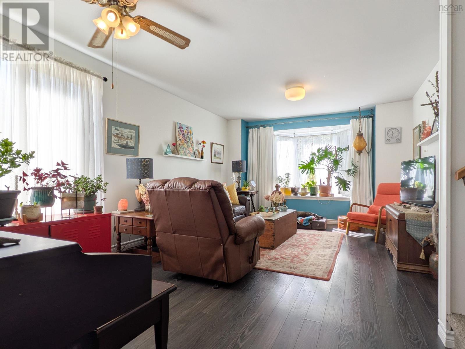 544 South Broadway Avenue, Cornwallis Park, Nova Scotia  B0S 1H0 - Photo 12 - 202523975