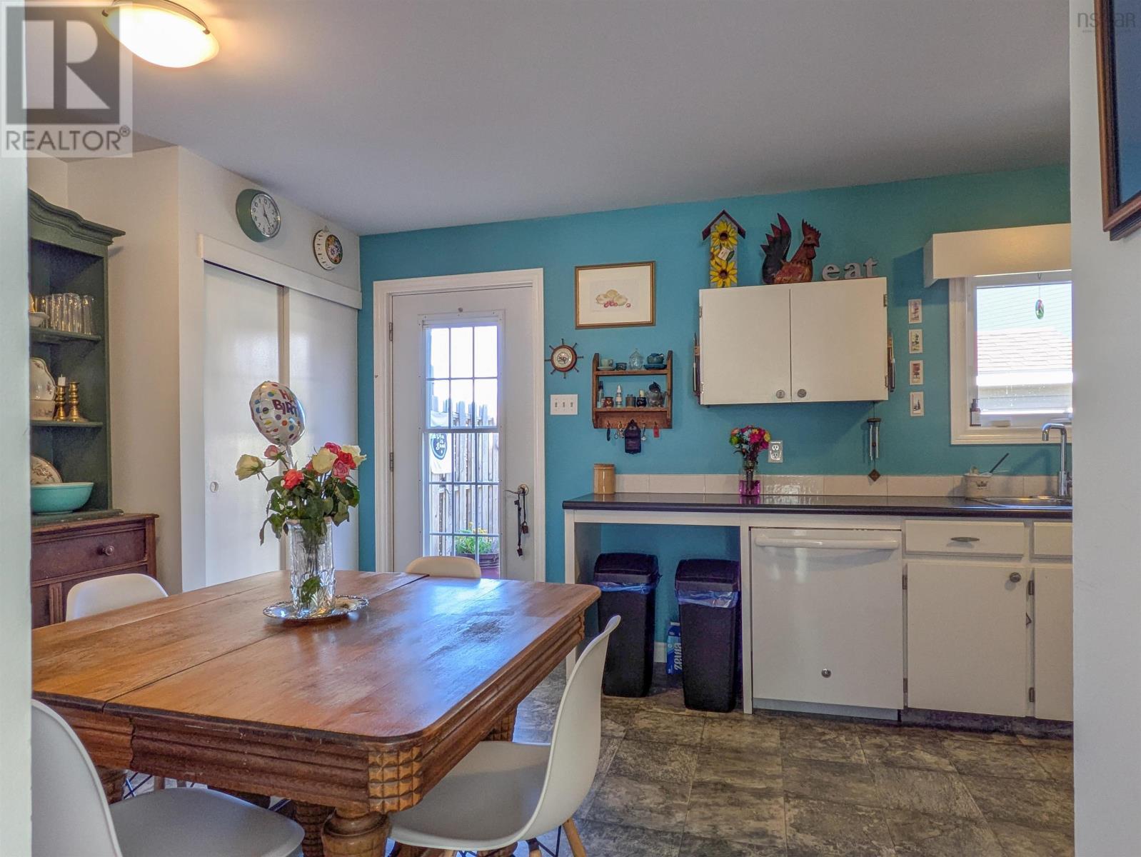 544 South Broadway Avenue, Cornwallis Park, Nova Scotia  B0S 1H0 - Photo 17 - 202523975