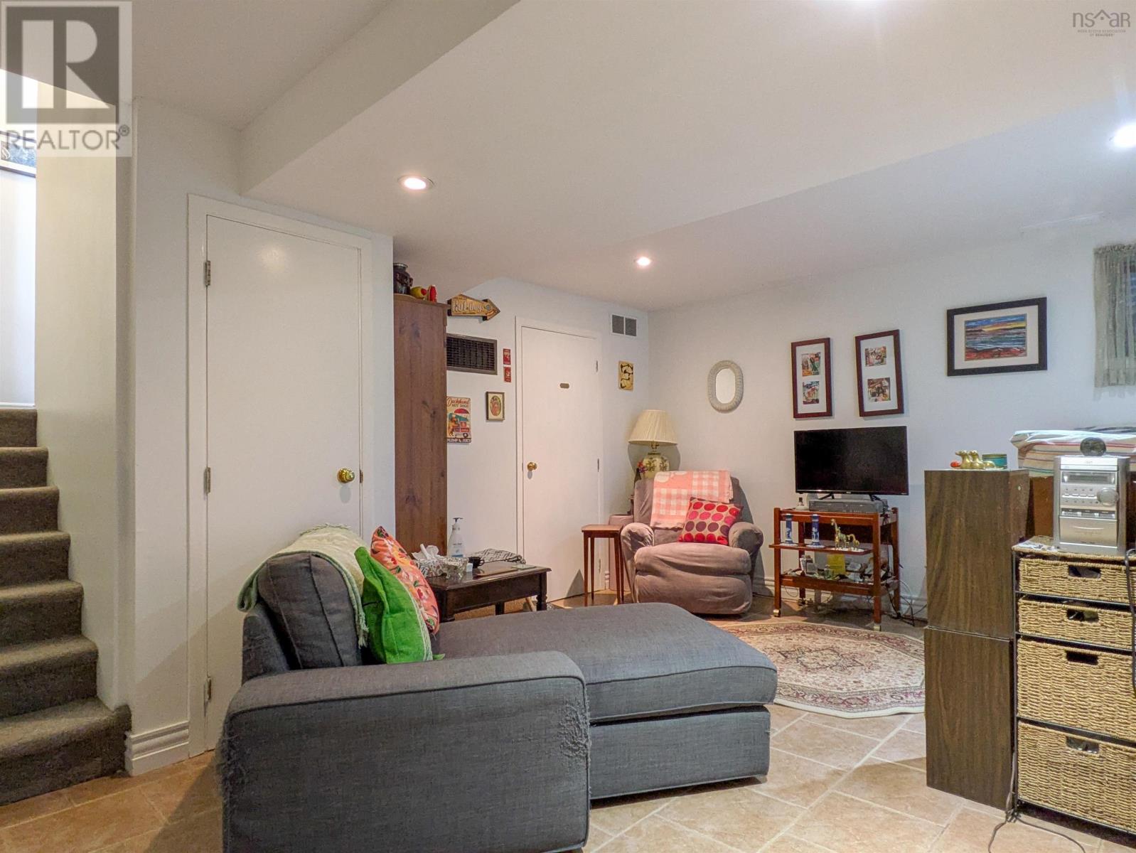 544 South Broadway Avenue, Cornwallis Park, Nova Scotia  B0S 1H0 - Photo 36 - 202523975