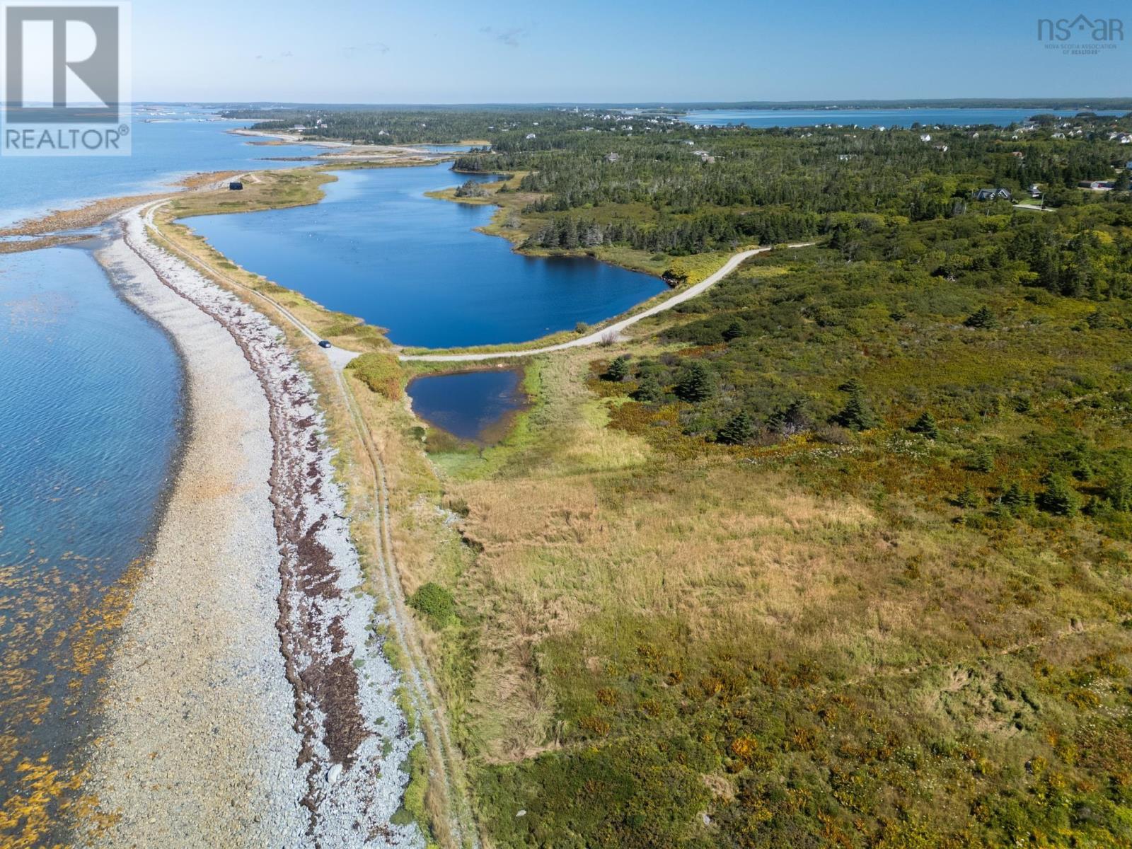 40 Country Lane, Lower West Pubnico, Nova Scotia  B0W 2C0 - Photo 17 - 202523978