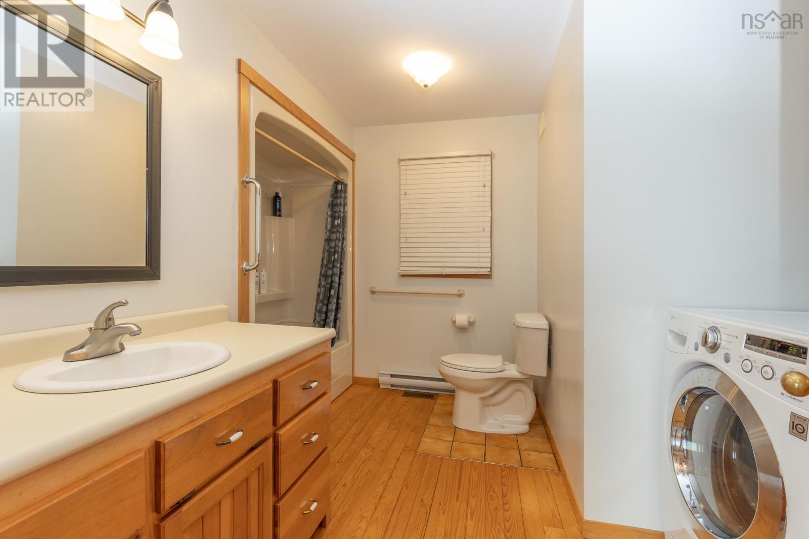 40 Country Lane, Lower West Pubnico, Nova Scotia  B0W 2C0 - Photo 43 - 202523978