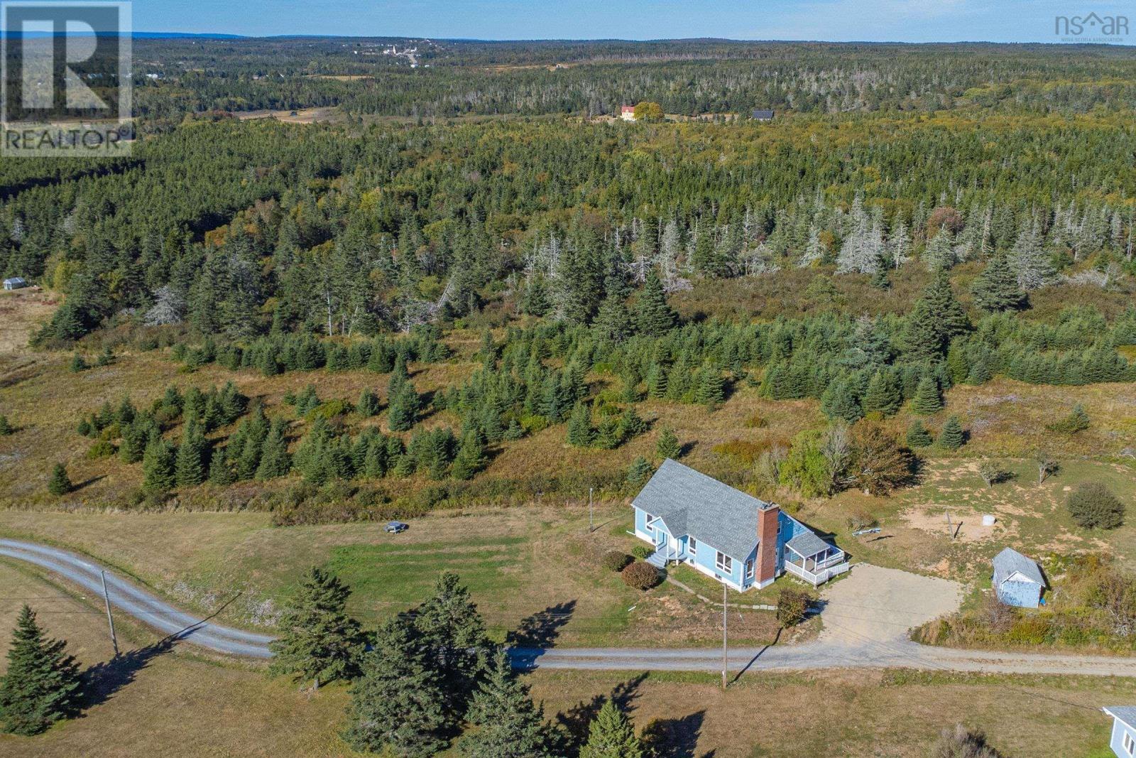 5956 Highway 1, Mavillette, Nova Scotia  B5A 5B3 - Photo 34 - 202524080