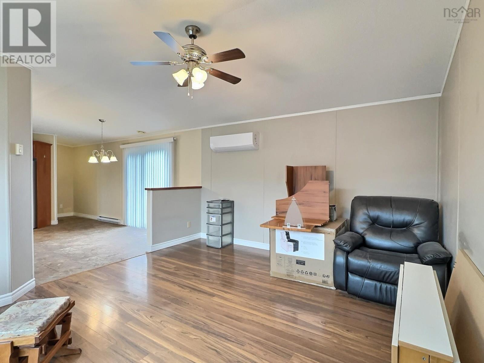 25 Pinehurst Street, Amherst, Nova Scotia  B4H 4X5 - Photo 11 - 202524128