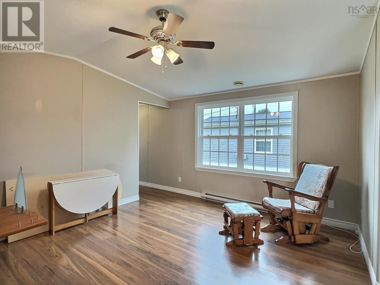 25 Pinehurst Street, Amherst, Nova Scotia  B4H 4X5 - Photo 9 - 202524128