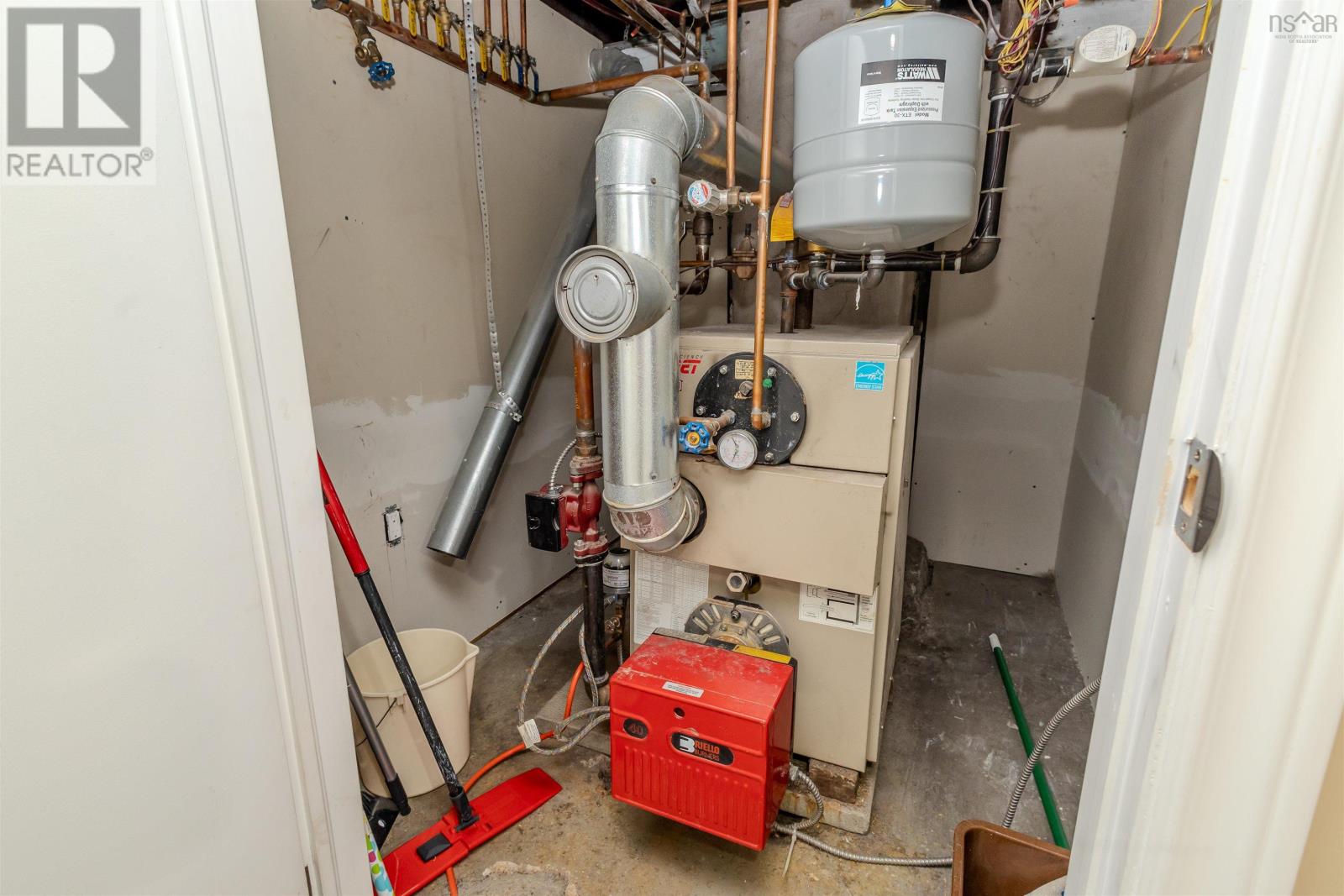 3 Essex Street, Glace Bay, Nova Scotia  B1A 5H3 - Photo 30 - 202524198