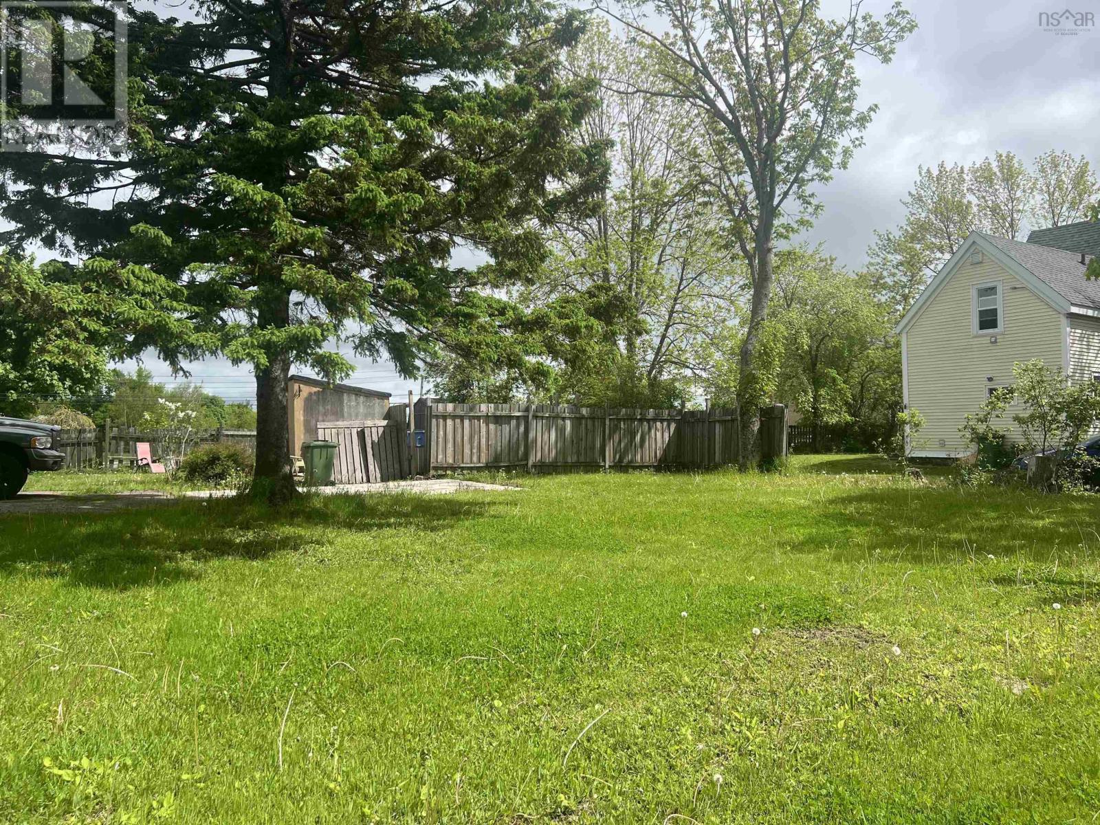 376 Washington Street, New Glasgow, Nova Scotia  B2H 3M4 - Photo 2 - 202524262