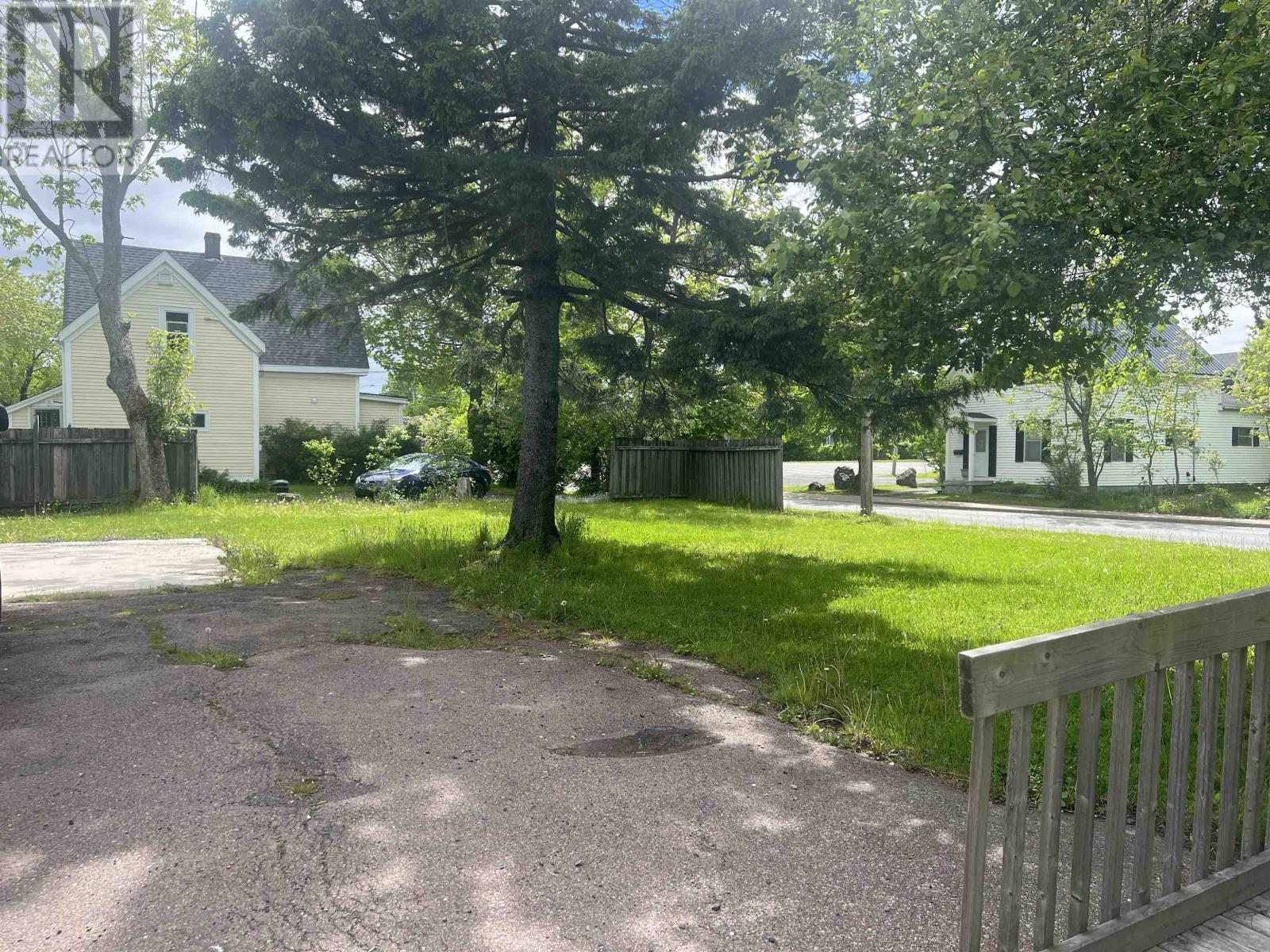 376 Washington Street, New Glasgow, Nova Scotia  B2H 3M4 - Photo 3 - 202524262