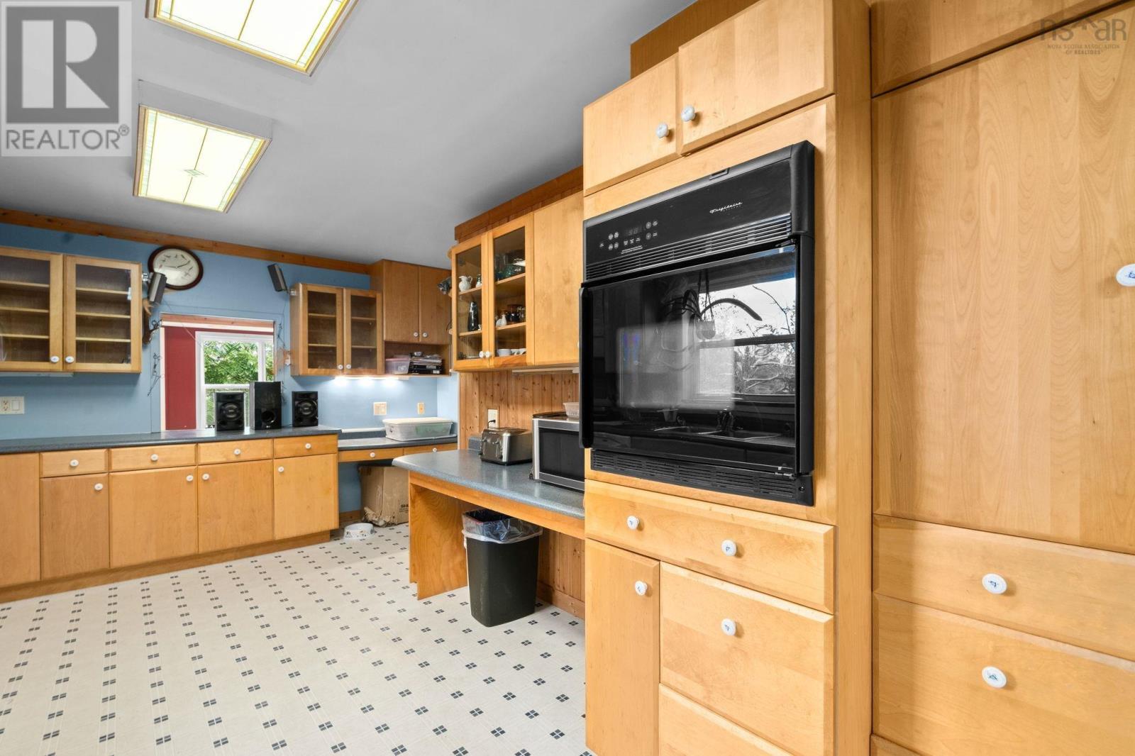 70 Hurricane Lane, Eastern Passage, Nova Scotia  B3G 1S3 - Photo 14 - 202524353