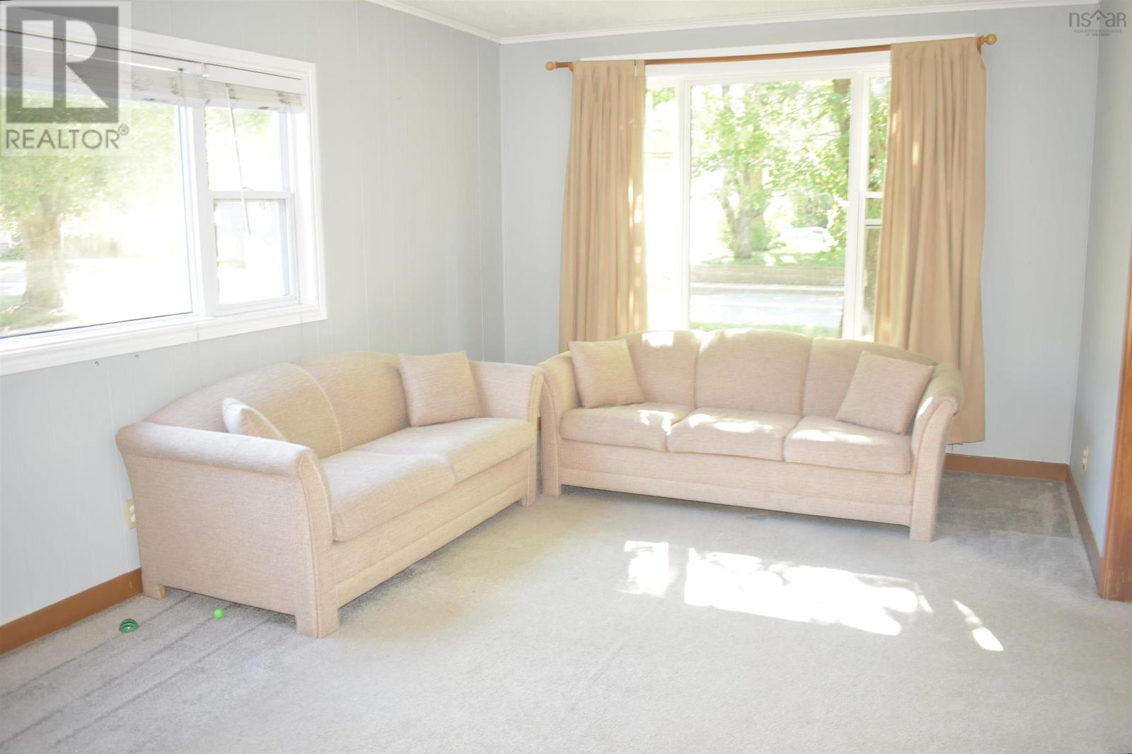 112 Bristol Avenue, Liverpool, Nova Scotia  B0T 1K0 - Photo 4 - 202524380