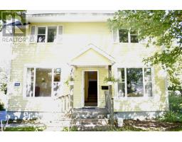 112 Bristol Avenue, liverpool, Nova Scotia