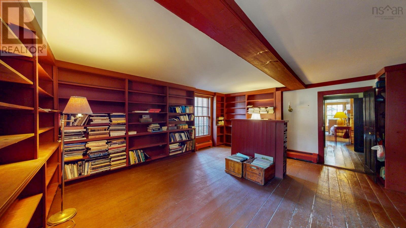 654 Main Street, Wolfville, Nova Scotia  B4P 1E8 - Photo 18 - 202524408