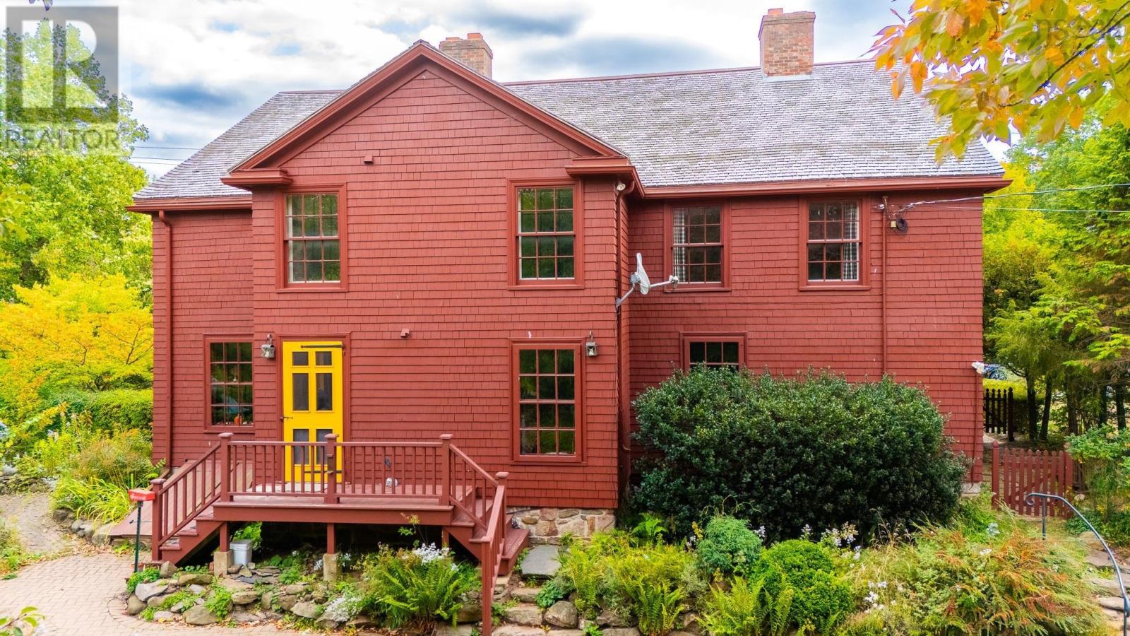 654 Main Street, Wolfville, Nova Scotia  B4P 1E8 - Photo 38 - 202524408