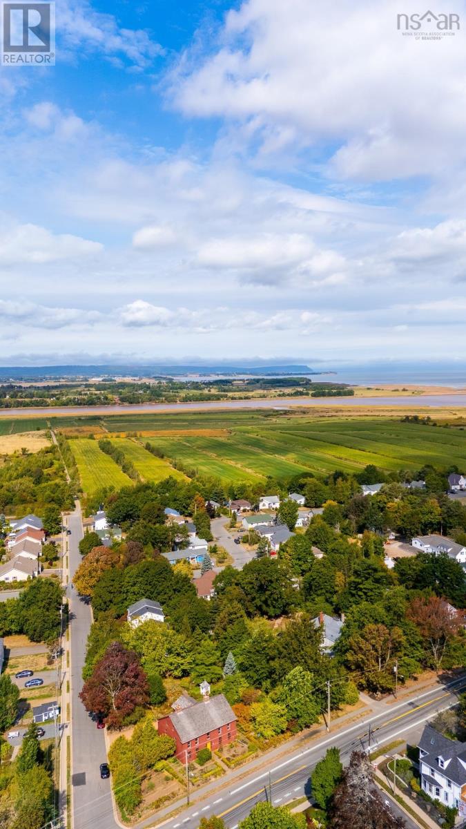 654 Main Street, Wolfville, Nova Scotia  B4P 1E8 - Photo 48 - 202524408