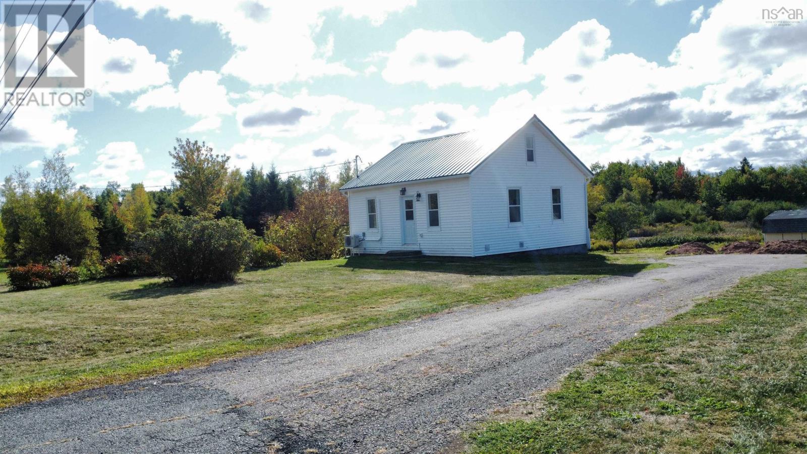 9080 Hwy#6 Highway, Pugwash, Nova Scotia  B0K 1L0 - Photo 3 - 202524436