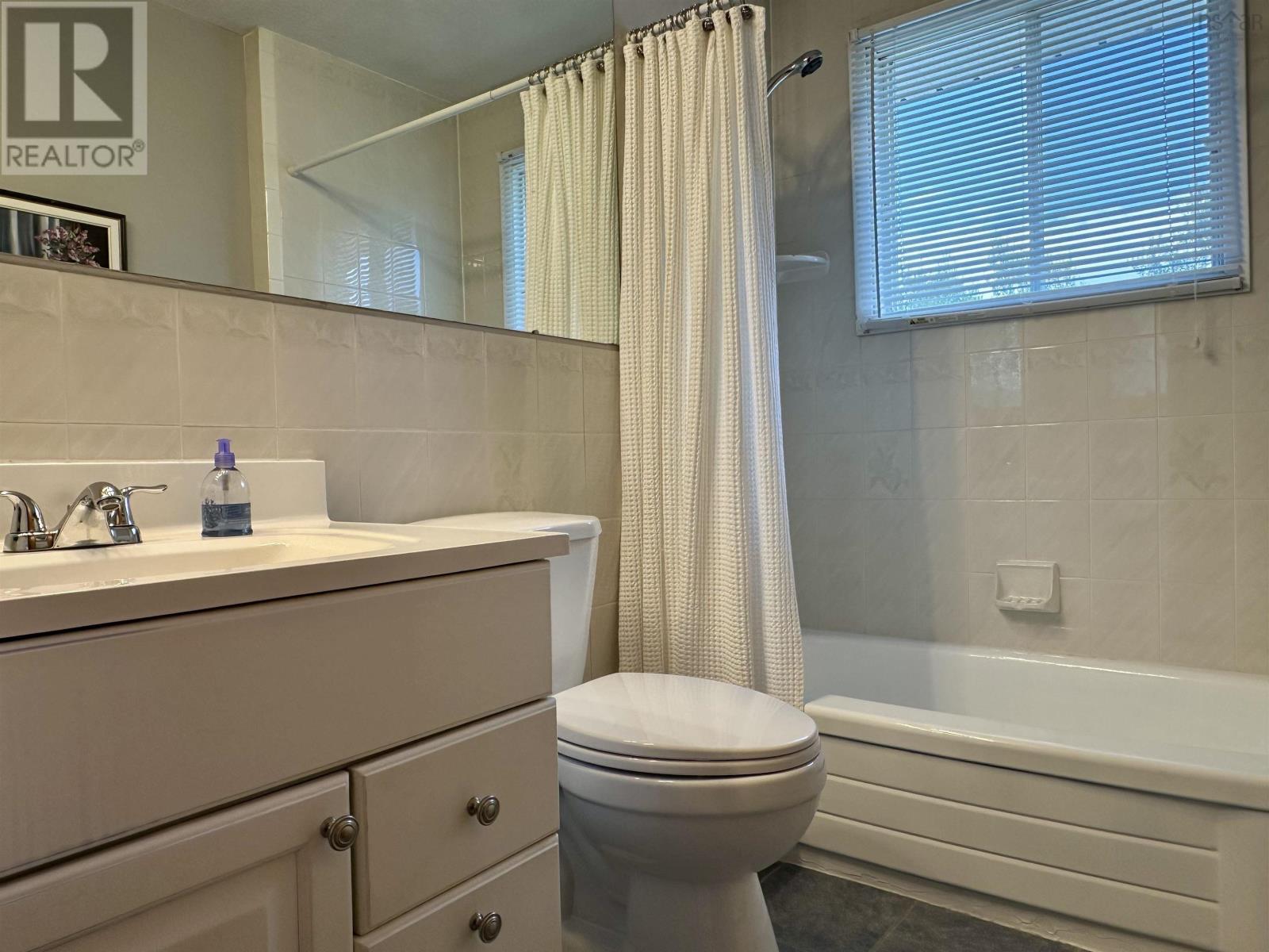 756 Forsyth Avenue, New Waterford, Nova Scotia  B1H 2Y5 - Photo 24 - 202524519