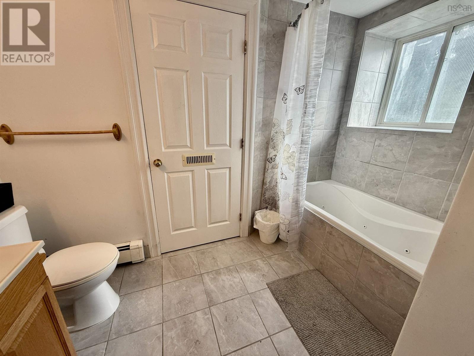 2925 Highway 7, Lake Echo, Nova Scotia  B3E 1A4 - Photo 16 - 202524657