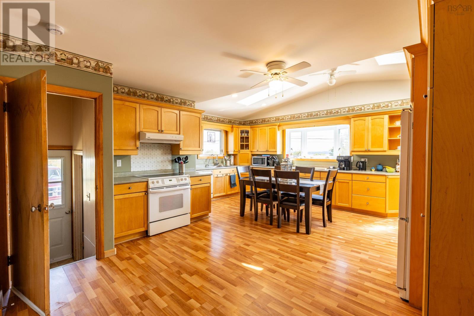 1192 Highway 335 Highway, Middle West Pubnico, Nova Scotia  B0W 2M0 - Photo 12 - 202524663