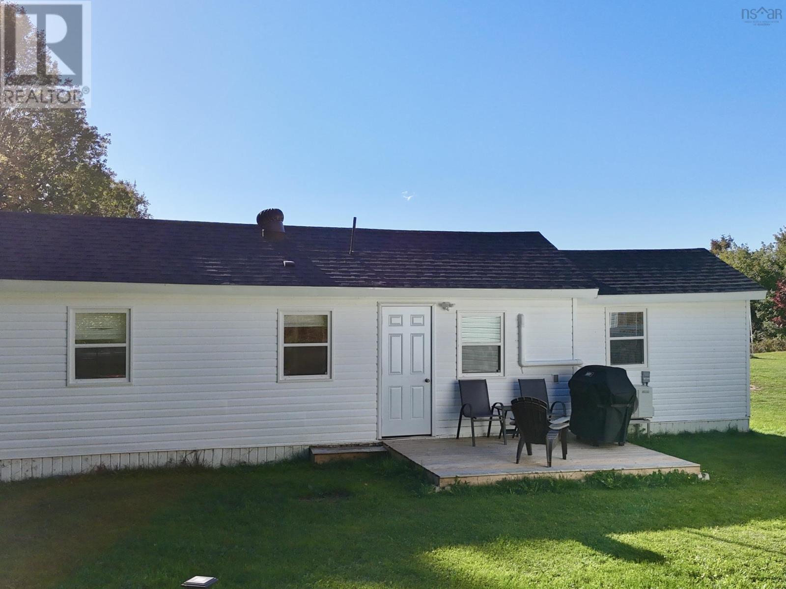 2952 Hwy 395, East Lake Ainslie, Nova Scotia  B0E 3M0 - Photo 4 - 202524668