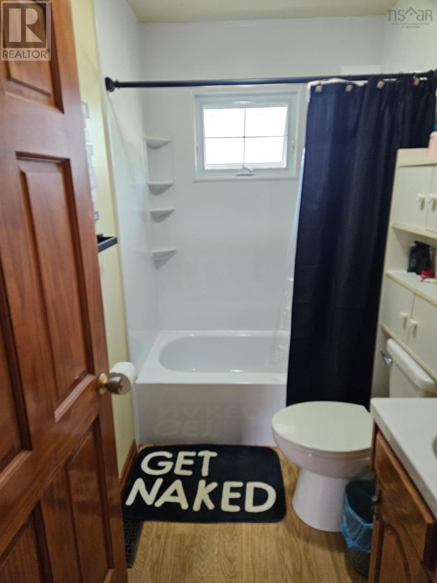 12 Hemlock Drive, Port Hawkesbury, Nova Scotia  B9A 3G7 - Photo 17 - 202524878