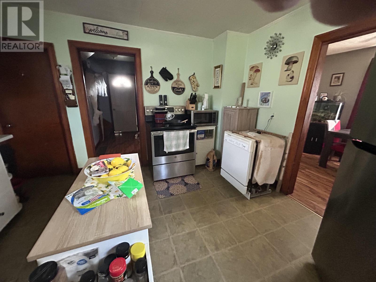 307 Cabot Street, Sydney, Nova Scotia  B1P 4E9 - Photo 5 - 202525043