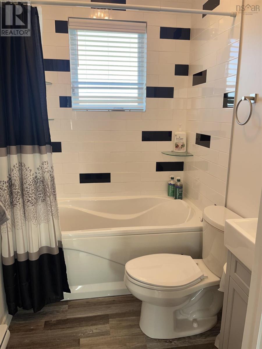 9 Khalsa Drive, Glace Bay, Nova Scotia  B1A 5Z1 - Photo 11 - 202525109