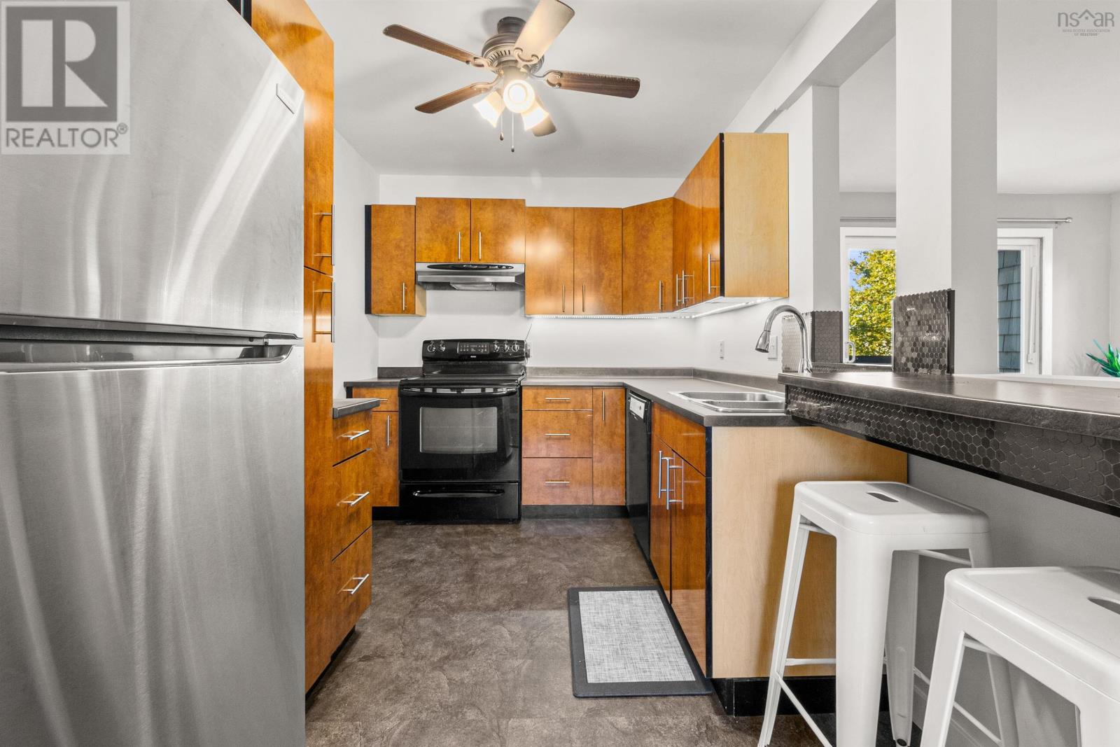 5899 Gainsborough Place, Halifax, Nova Scotia  B3K 5R7 - Photo 10 - 202525157