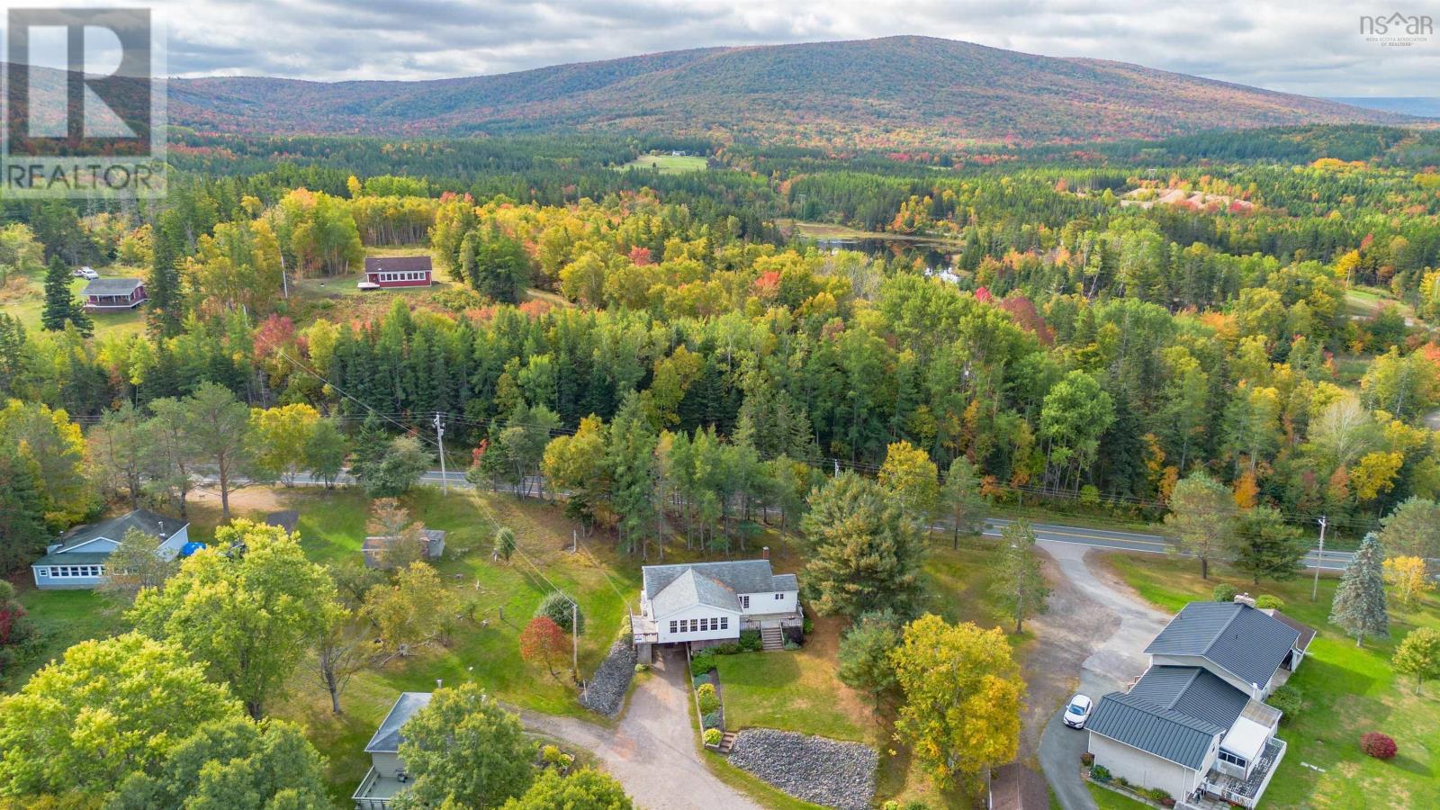 2691 East Margaree Road, Margaree Forks, Nova Scotia  B0E 2A0 - Photo 5 - 202525259