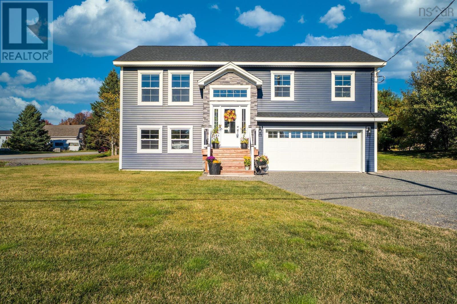 13691 Highway 1, hants border, Nova Scotia