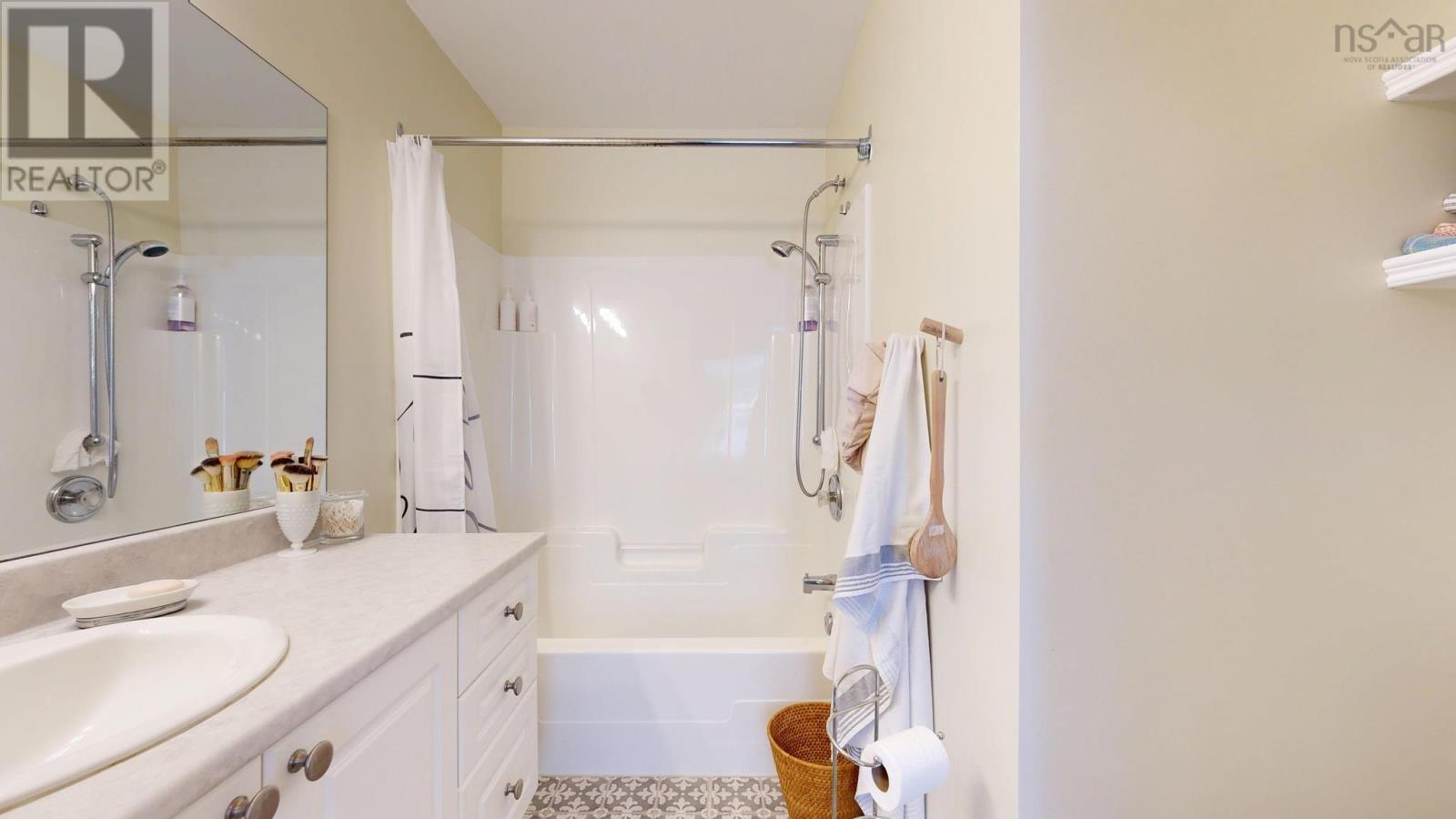 7 36 Fauxburg Road, Mahone Bay, Nova Scotia  B0J 2E0 - Photo 31 - 202525330